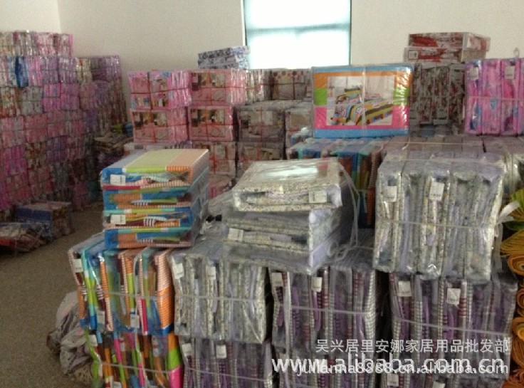 江湖地?cái)偦鸨瑹徜N 鉆石絨床單引領(lǐng)床上用品新潮流